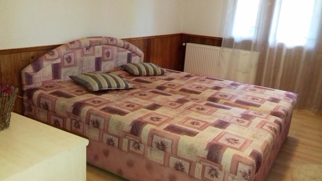 Chalupa Nove Hrabeci Villa Sluknov Bagian luar foto